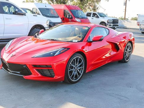 Used 2024 Chevrolet Corvette Stingray Premium Cpe w/ 3LT RWD image 4