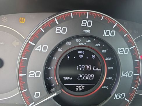 Used 2014 Honda Accord EX image 18