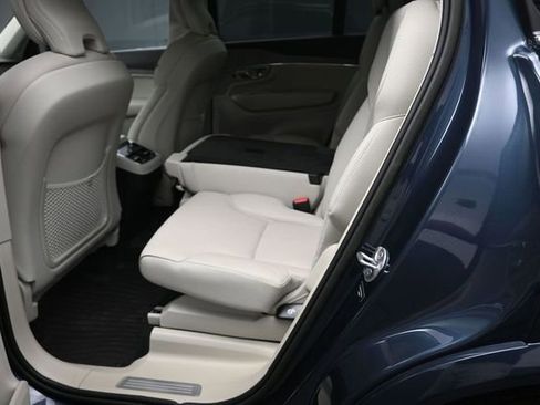 Used 2023 Volvo XC90 B6 Plus w/ Protection Package Premier AWD/4WD image 21