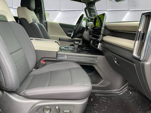 Used 2026 GMC Hummer EV SUV AWD/4WD image 16