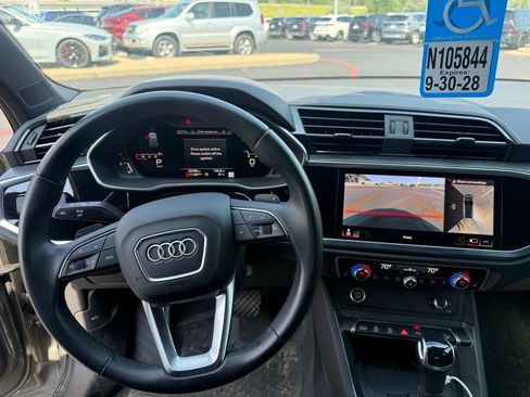 Used 2024 Audi Q3 2.0T Premium Plus w/ Premium Plus Package AWD/4WD image 9