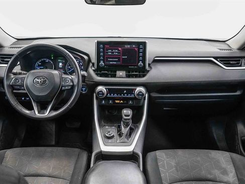Used 2019 Toyota RAV4 XLE image 12