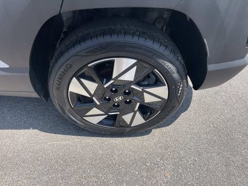 Used 2025 Hyundai Kona SEL AWD/4WD image 13