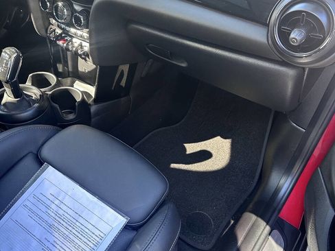 Used 2022 MINI Cooper S image 26