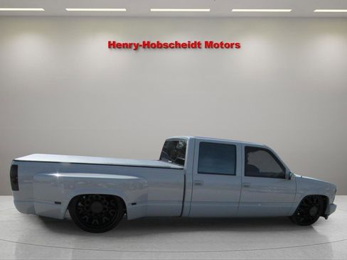 Used 1993 Chevrolet Silverado 3500 Custom Dually image 22