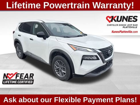 Used 2023 Nissan Rogue S image 1