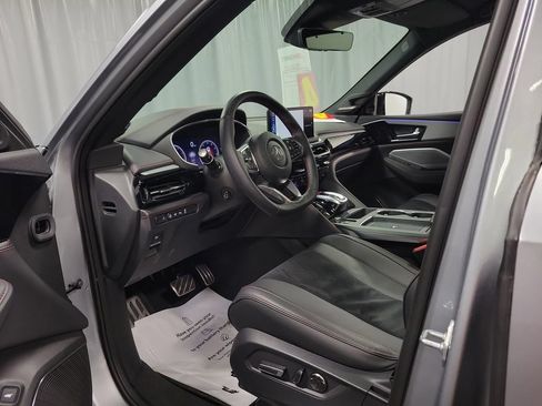 Used 2025 Acura MDX A-Spec AWD/4WD image 12