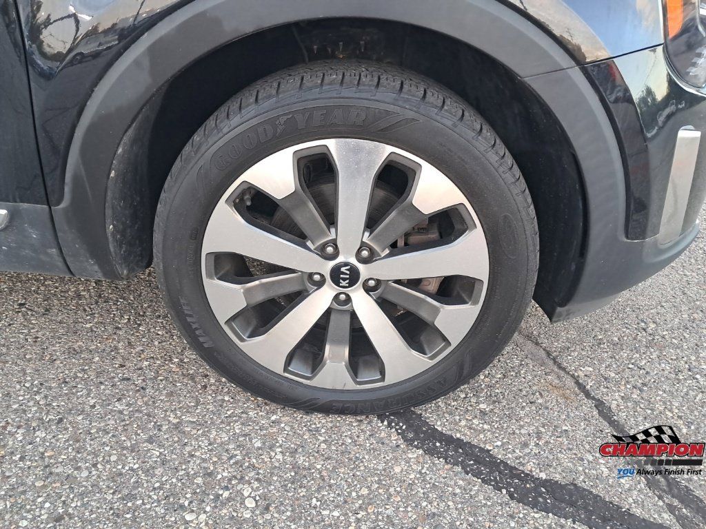 Used 2021 Kia Telluride S AWD/4WD image 16