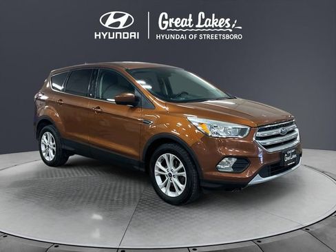 Used 2017 Ford Escape SE FWD image 8