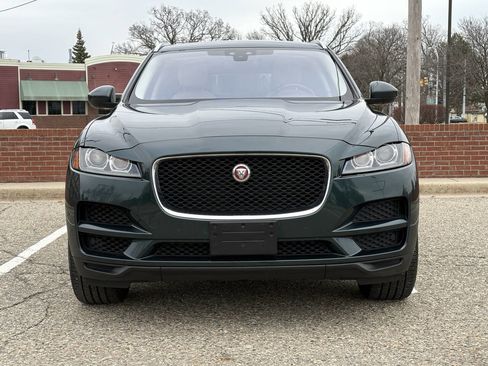 Used 2018 Jaguar F-PACE Prestige image 1