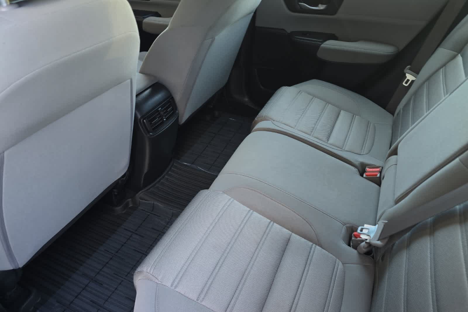 Used 2020 Honda CR-V LX image 4