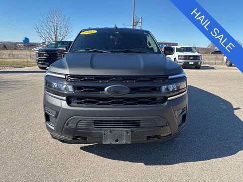 Used 2022 Ford Expedition XLT AWD/4WD image 3