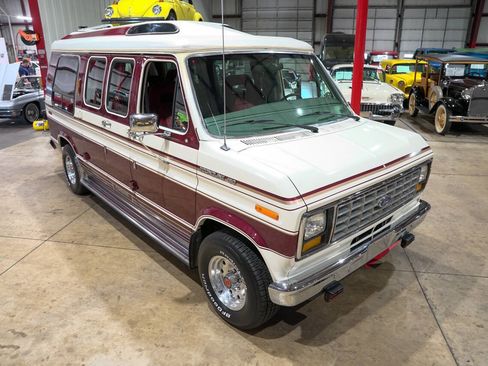 Used 1987 Ford E-150 and Econoline 150 RWD image 14