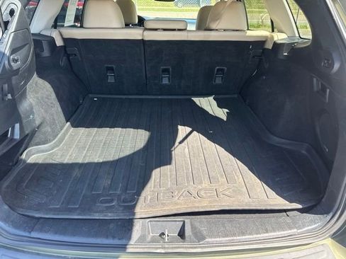Used 2016 Subaru Outback 3.6R Limited AWD/4WD image 4