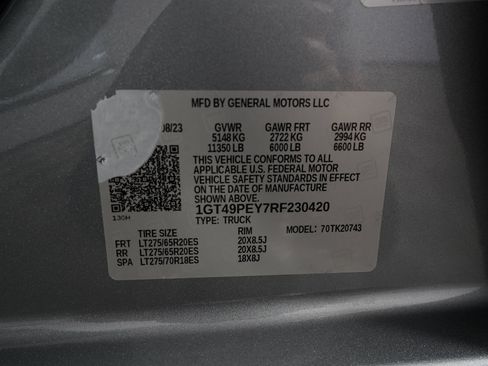 Used 2024 GMC Sierra 2500 AT4 w/ AT4 Preferred Package image 40