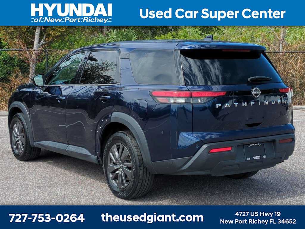 Used 2022 Nissan Pathfinder S FWD image 3