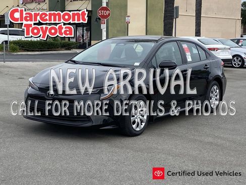 Used 2026 Toyota Corolla LE image 1