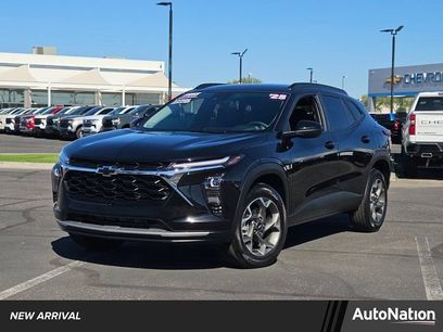 Used 2025 Chevrolet Trax LT w/ Driver Confidence Package