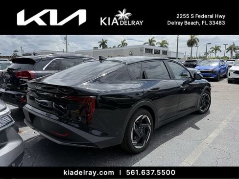 Used 2025 Kia K4 EX FWD image 2