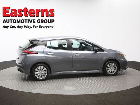 Used 2022 Nissan Leaf S image 42