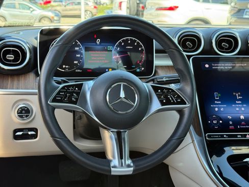 Used 2024 Mercedes-Benz C 300 Sedan image 38