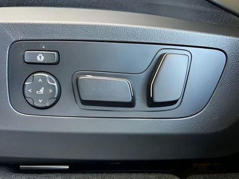 Used 2026 BMW X3 xDrive30 w/ Premium Package image 17