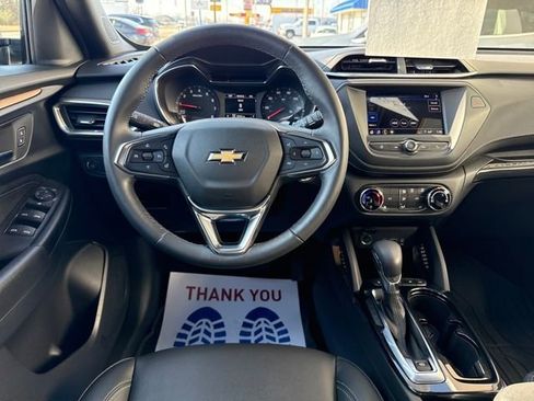 Used 2023 Chevrolet TrailBlazer ACTIV image 12