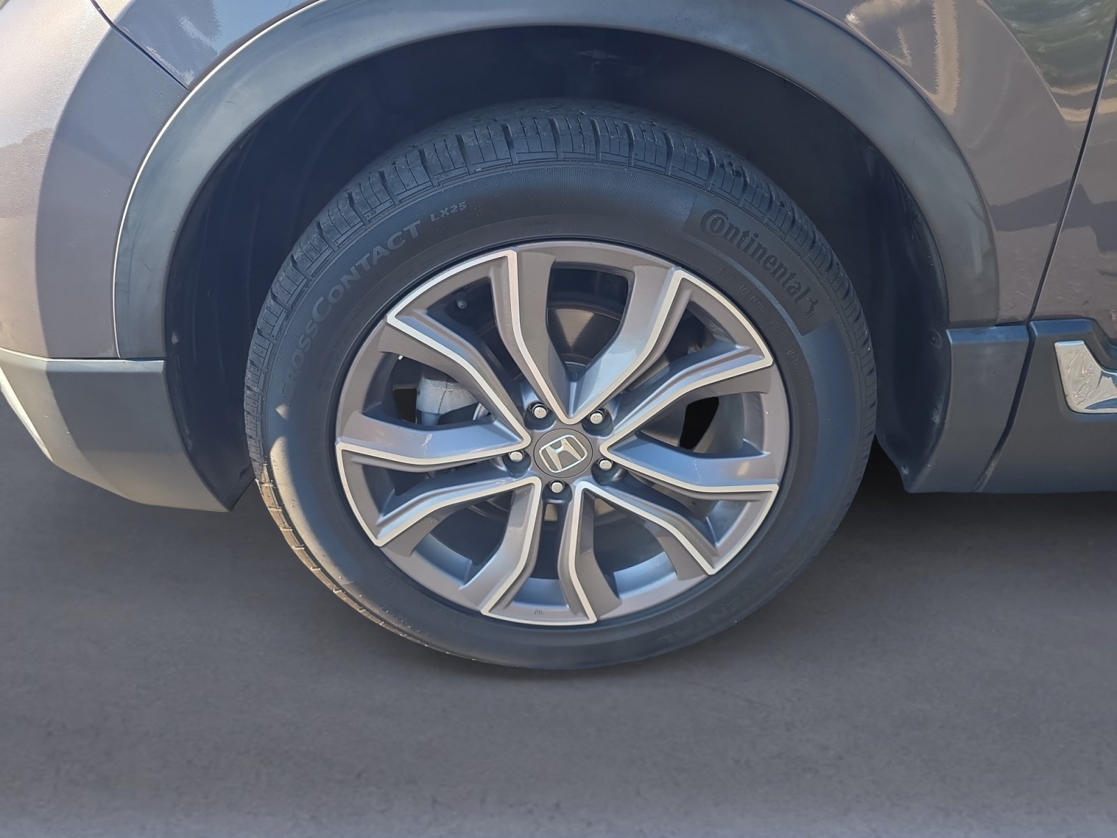 Used 2020 Honda CR-V Touring image 10