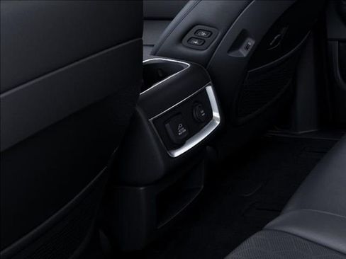 New 2026 Kia Carnival SX FWD image 26