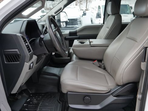 Used 2019 Ford F350 XL w/ STX Appearance Package image 8