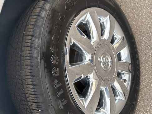 Used 2014 Buick Enclave Leather image 5