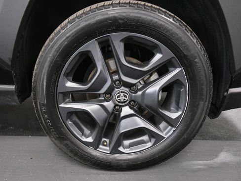 Used 2024 Toyota RAV4 Adventure AWD/4WD image 28