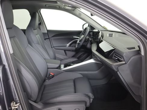 Certified 2025 Audi Q5 Premium w/ Premium Plus AWD/4WD image 13