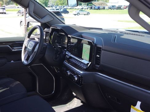 New 2026 GMC Sierra 1500 Elevation image 30