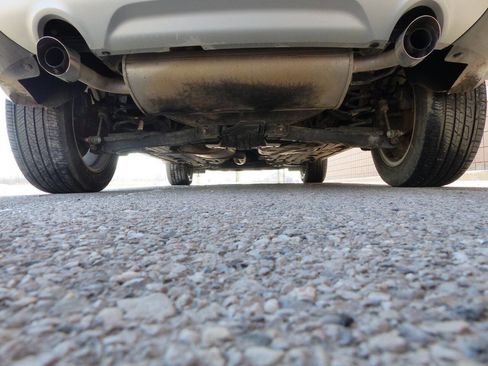 Used 2018 Ford Escape SEL image 9