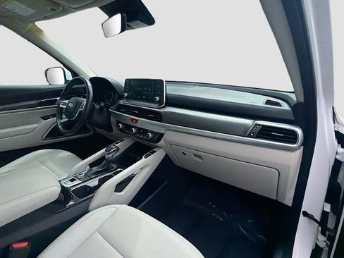Used 2021 Kia Telluride S FWD image 31