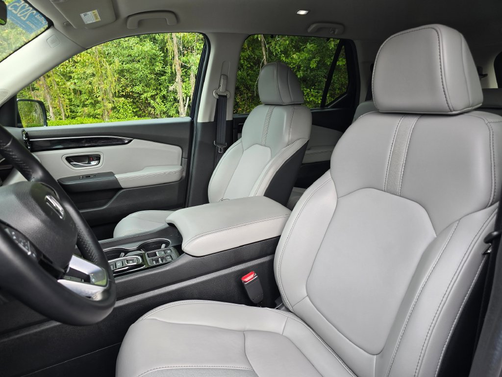 Certified 2025 Honda Pilot EX-L image 12