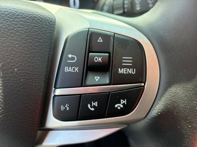 Used 2025 Ford Explorer Active w/ Active Comfort Package RWD image 36