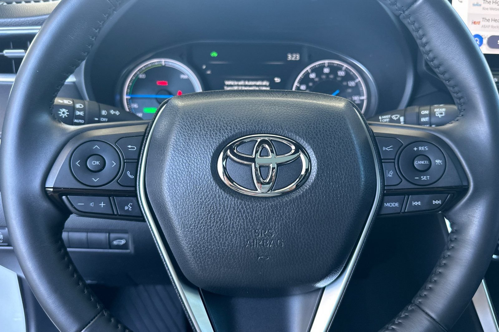 Used 2024 Toyota Venza Nightshade AWD/4WD image 27