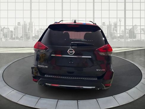 Used 2017 Nissan Rogue SV w/ Midnight Edition Package image 4