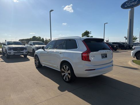 Used 2023 Volvo XC90 B6 Ultimate w/ Protection Package Premier AWD/4WD image 3