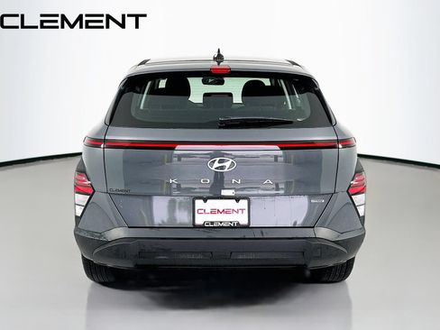 Used 2026 Hyundai Kona SE AWD/4WD image 8
