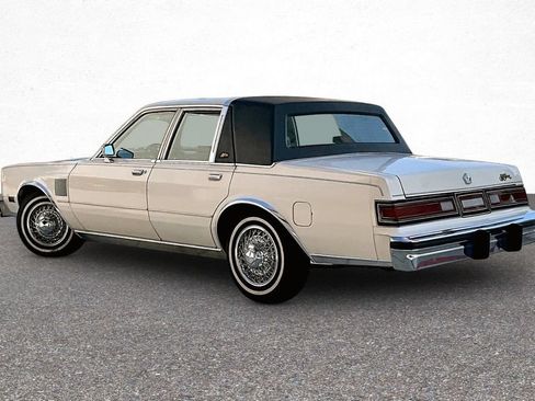 Used 1987 Chrysler Fifth Avenue RWD image 5