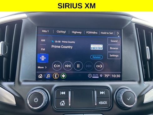 Used 2024 GMC Terrain SLT image 9