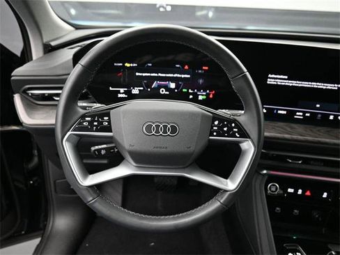 Certified 2025 Audi Q5 Premium Plus w/ Premium Plus image 15