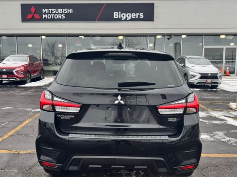 Used 2022 Mitsubishi Outlander Sport LE image 3