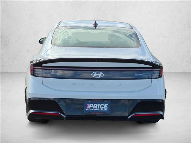 Used 2025 Hyundai Sonata SEL FWD image 7