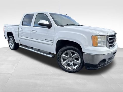 Used 2013 GMC Sierra 1500 SLE image 1