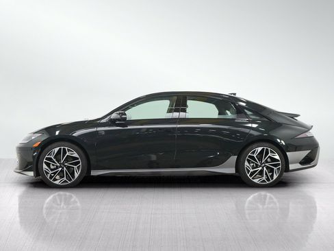 Used 2023 Hyundai Ioniq 6 Limited AWD/4WD image 2