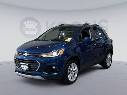 Used 2020 Chevrolet Trax Premier AWD/4WD image 1